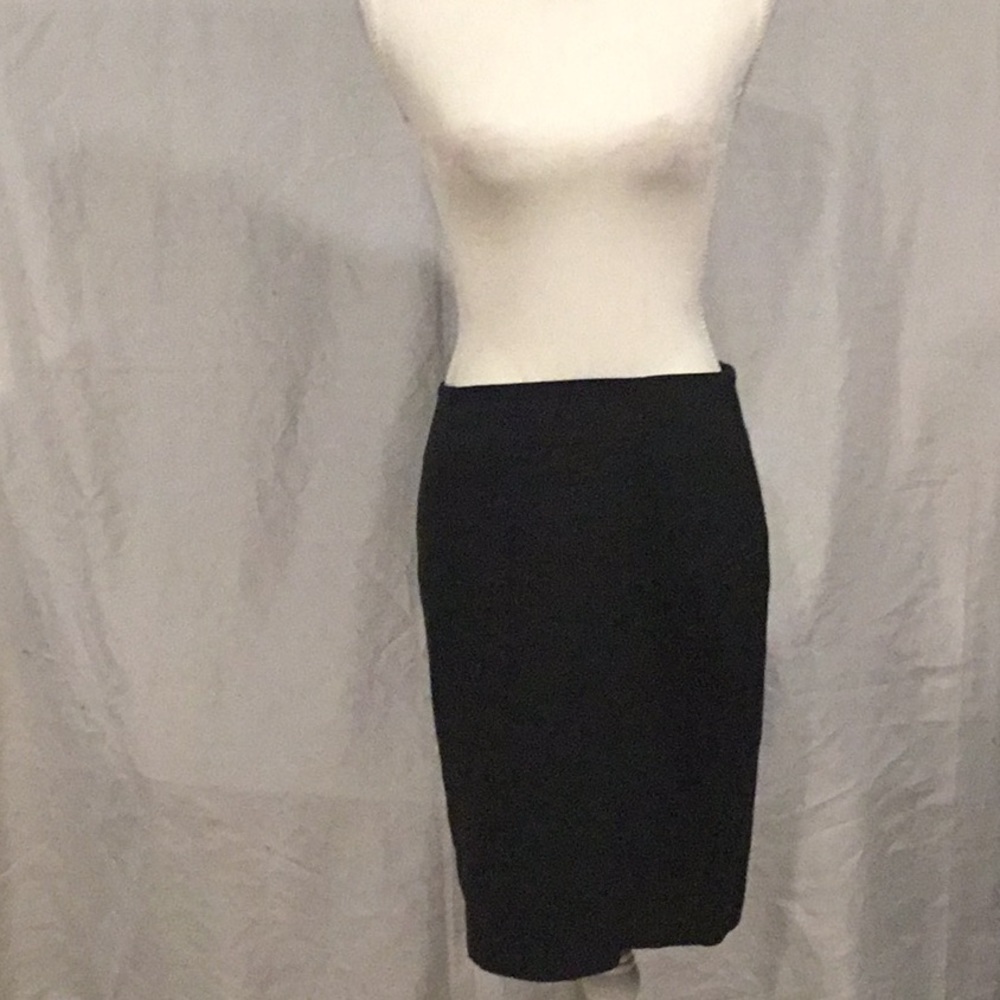 LOFT SKIRT